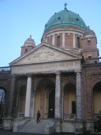 Mirogoj-kyrkogården.